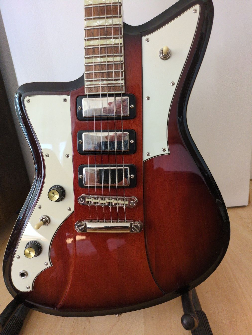 Strumenti musicali: Linkshänder lefthand Gitarre – Usato da Lyss venduto da pet_69c5 2