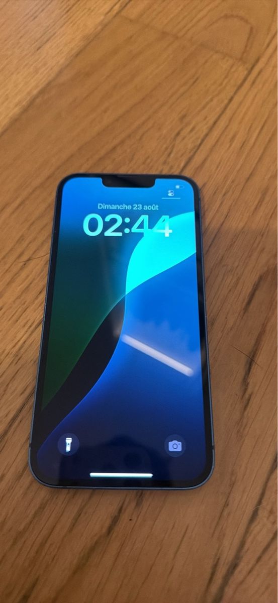 Apple Portables: iPhone 13 128go – D'occasion à Yverdon-les-Bains par ame_7f2x