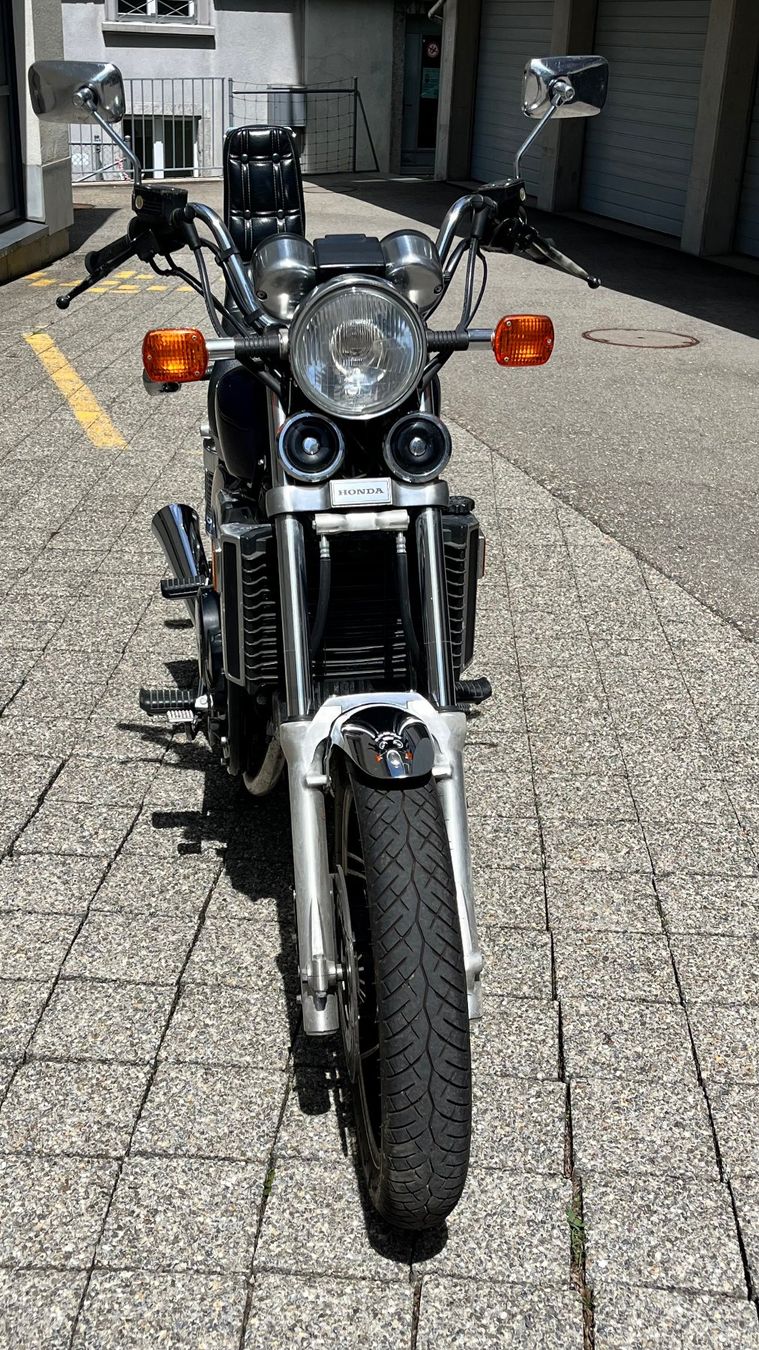 Honda Chopper: Honda Custom VF 750 R C 09 – Usato da Herisau venduto da tanteb12 2