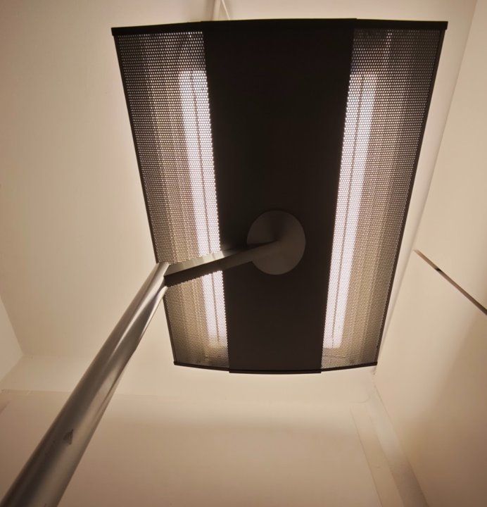 Belux Lampade: BELUX Design-Stehleuchte – Usato da Dübendorf venduto da JamaricoZH 4