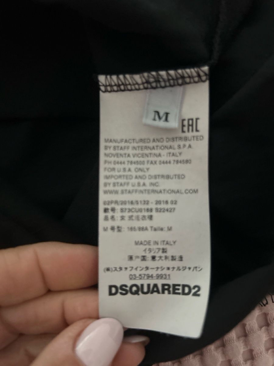Dsquared2 Vestiti: Dsquared2 Kleid, schwarz, Grösse M, mit Spitze am Saum – Nuovo (secondo la descrizione) da Langnau im Emmental venduto da Iriss 4