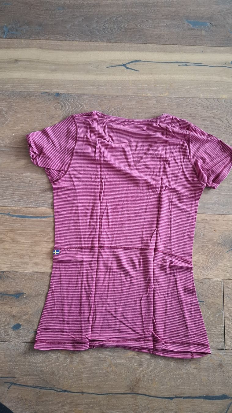 Fjällräven T-shirt: Fjällräven Sport T-shirt – Usato da Alpthal venduto da Ing3_rid 2