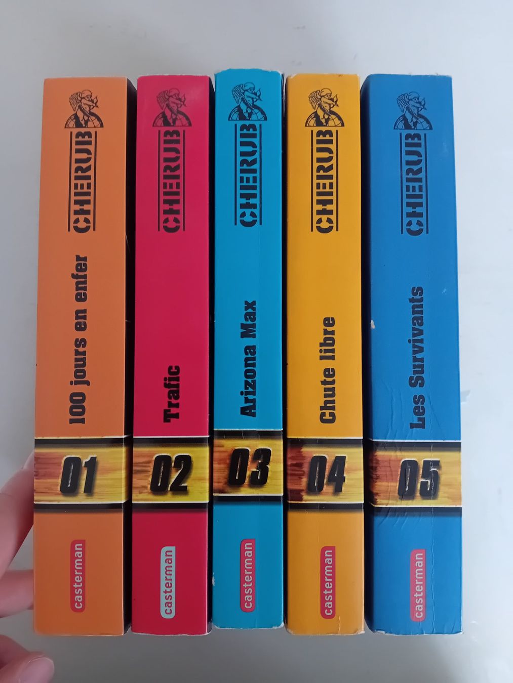 Bücher: Cherub. Robert Muchamore. Tomes 1 à 5. – Neu (gemäss Beschreibung) aus Villars-sur-Glâne von andenq 1