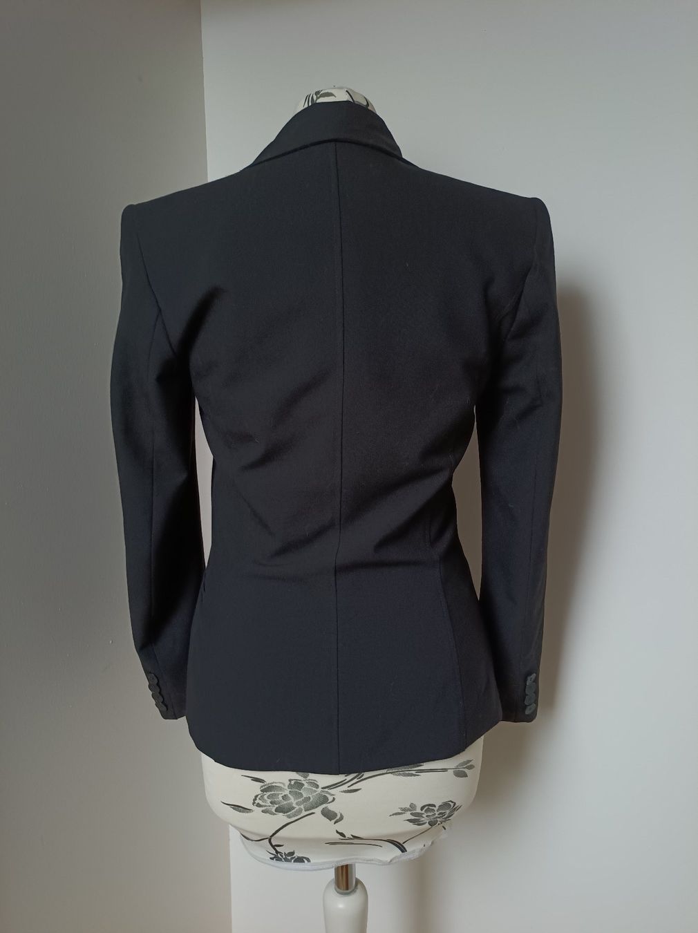 Giacche: Schneidiger Schwarzer Blazer von "WE Fundamentals" – Usato da Peccia venduto da LillyMarie98 3