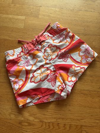Schöne Badeshorts Gr. 140