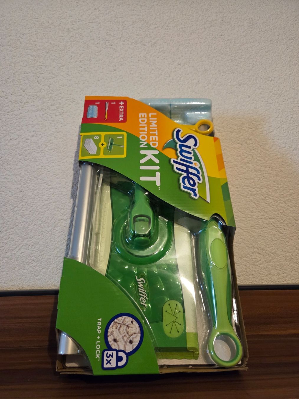 Swiffer Altro in Apparecchi per la pulizia: Swiffer Limited Edition Kit neu – Nuovo e nell'imballaggio originale da Chur venduto da Einszweidreiviermein 4