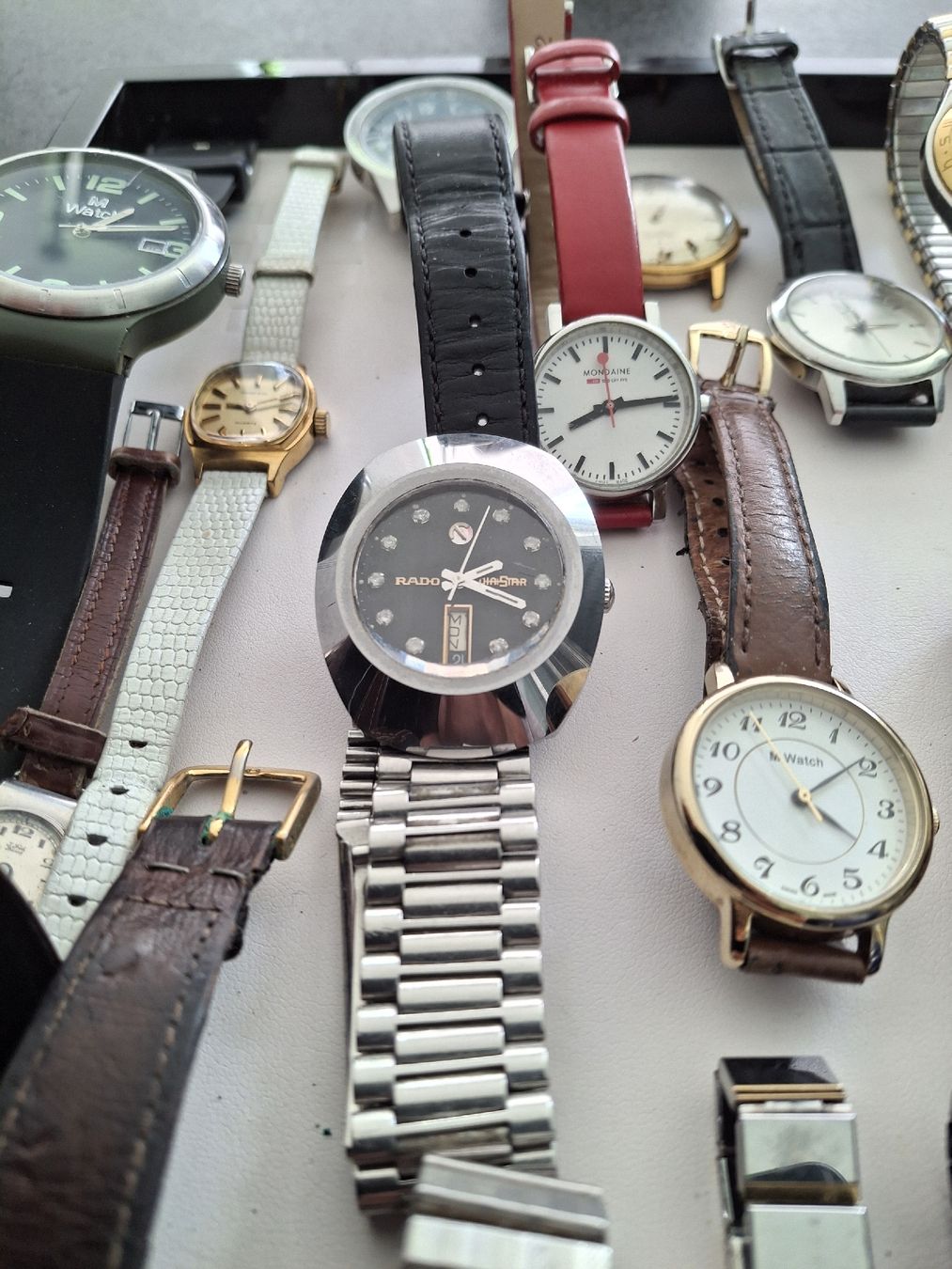 Orologi: Uhrenlot 25,Stk Ab 1.- Chf. – Difettoso da Reiden venduto da Flomy-72 2