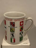 Tasse en porcelaine souvenir Suisse et drapeaux des cantons