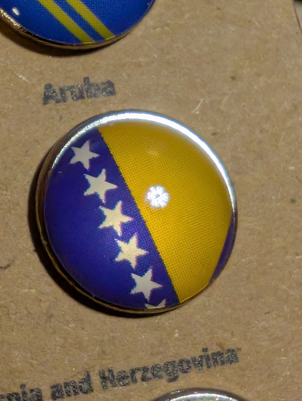 Plaketten & Abzeichen: Ansteckpin LW: Länderwappen – Gebraucht aus Oppligen von Pin-Fall-Shop