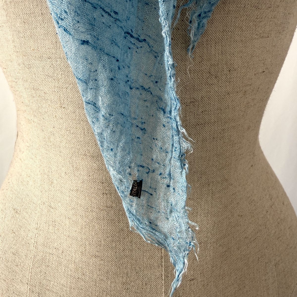 Faliero Sarti Foulard & Sciarpe: FALIERO SARTI Blue Scarf – Nuovo (secondo la descrizione) da Freienbach venduto da Avviivva_Shop 3