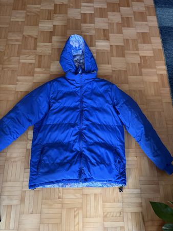 Winterjacke, Gr. M, blau, neuwertig, warm, stylisch!