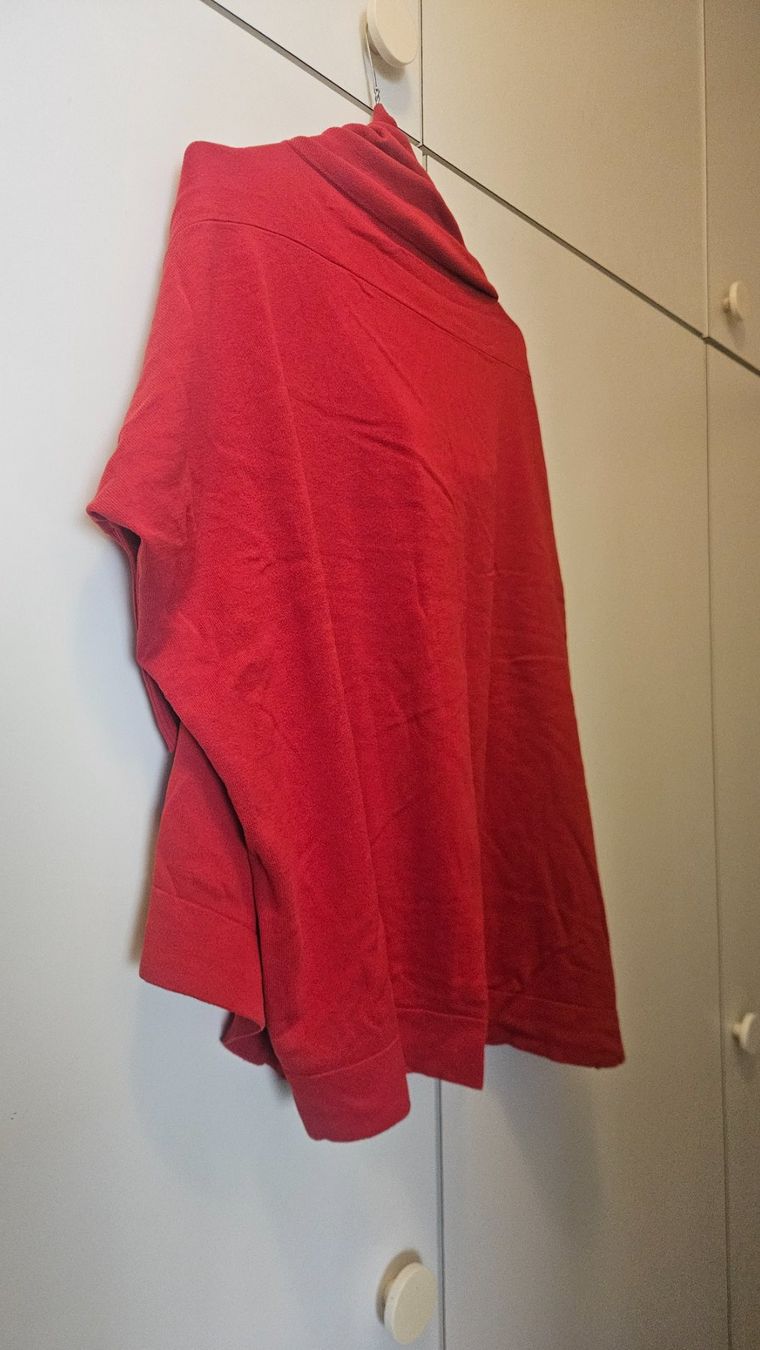 Max Mara Maglioni & Felpe: Pulloverino rosso misto seta Weekend Max Mara tg.M – Usato da Melano venduto da H-Sara 1