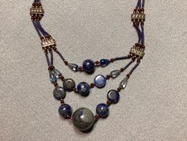 Wunderschöne Halskette mit natürlichem Lapislazuli