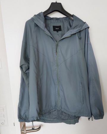Leichte Jacke