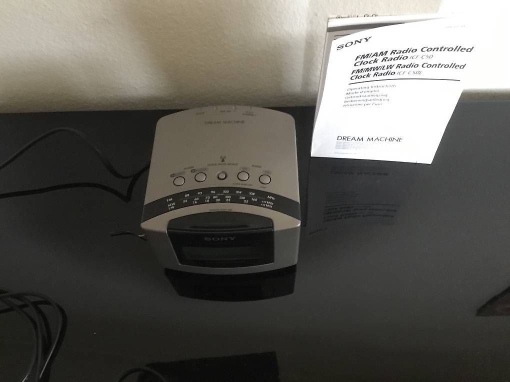 Wecker: Radio-réveil  – Gebraucht aus Neuchâtel von mas_62j5 1