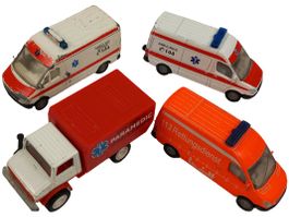 Spielzeugautos Ambulanz Rettungsdienst 4 Stück