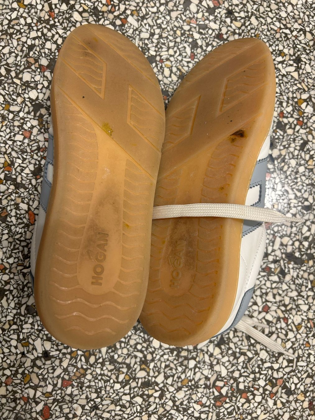 Hogan Damenschuhe: Hogan Sneaker Low – Gebraucht aus Zürich von nta 4