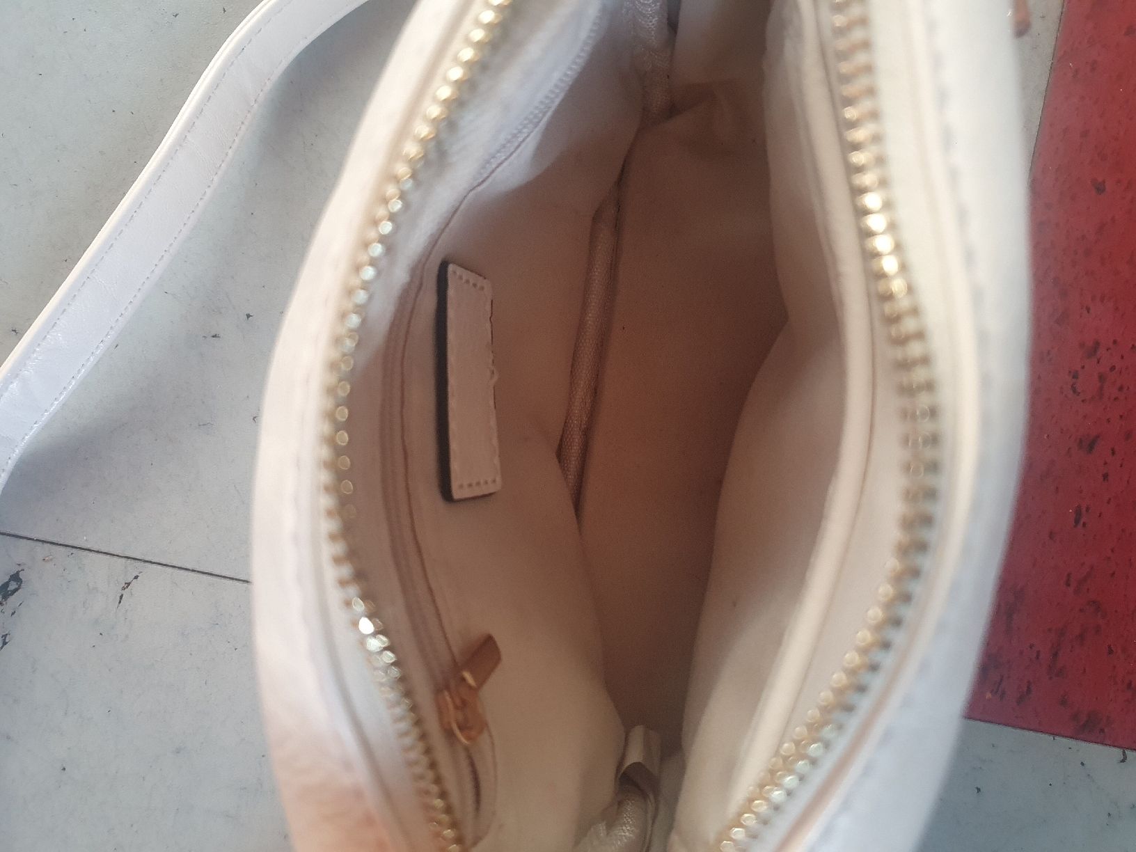 Sacs femmes: Handtasche – D'occasion à Moosseedorf par Sonnenschein.. 2
