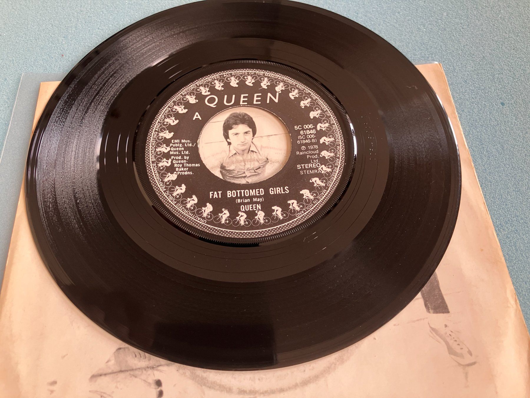 Dischi in vinile: Queen – Usato da Aarwangen venduto da Jukebox3 4