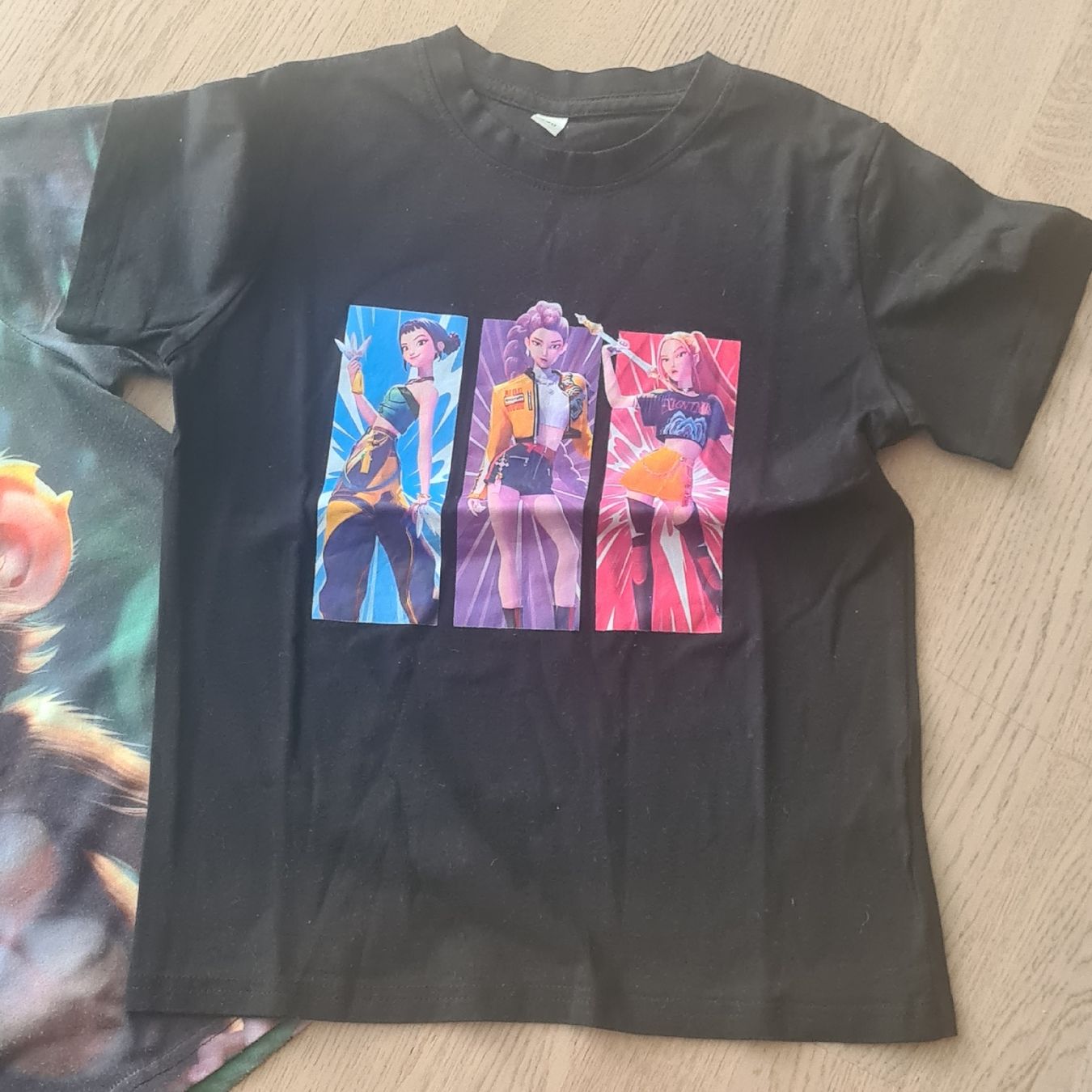 Camicette, T-shirt & Top: 2 T- Shirt Gr. 140 – Usato da Steinen venduto da turbogeiss99 1