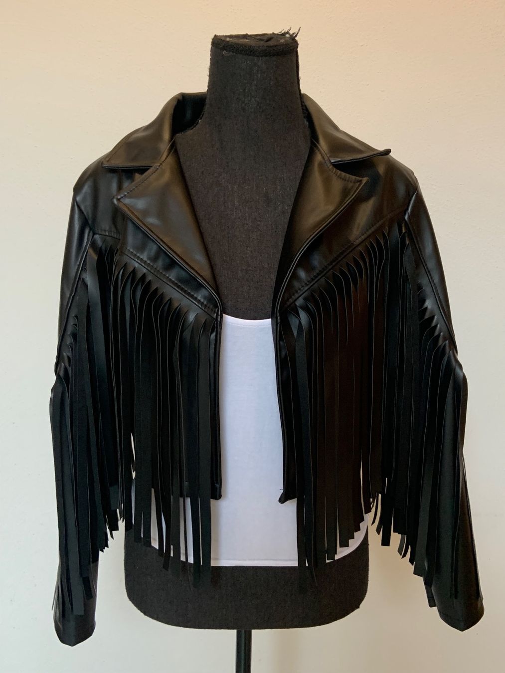 Jacken: Boho / Western Fransenjacke aus Kunstleder – Neu (gemäss Beschreibung) aus Sigriswil von ck56 1