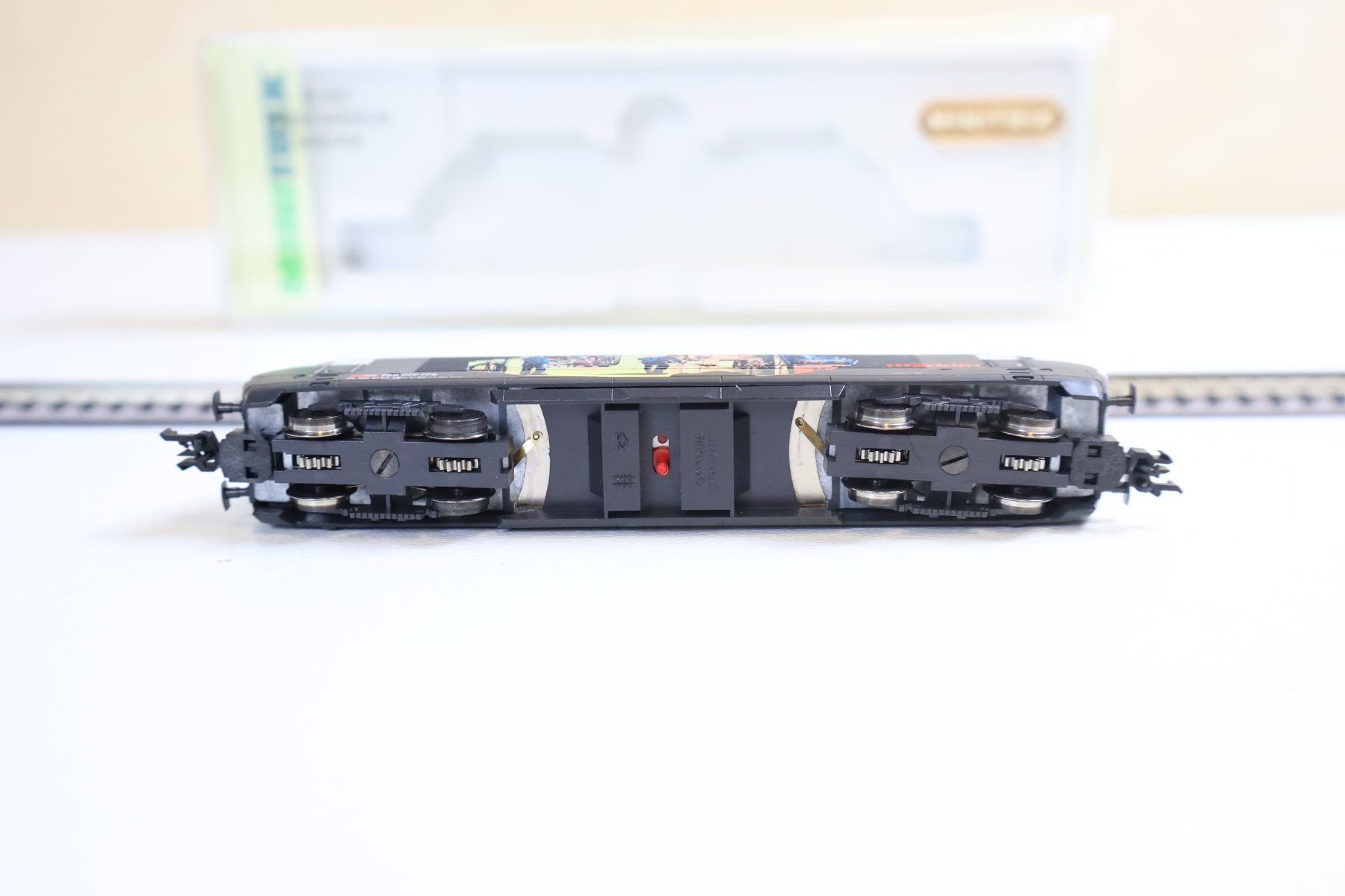 Trix Modellini di ferrovie: Minitrix SBB Re 460 "Heizer" E-Lok 12687 - Digital NP: 380.- – Usato da Winterthur venduto da Monstera 6