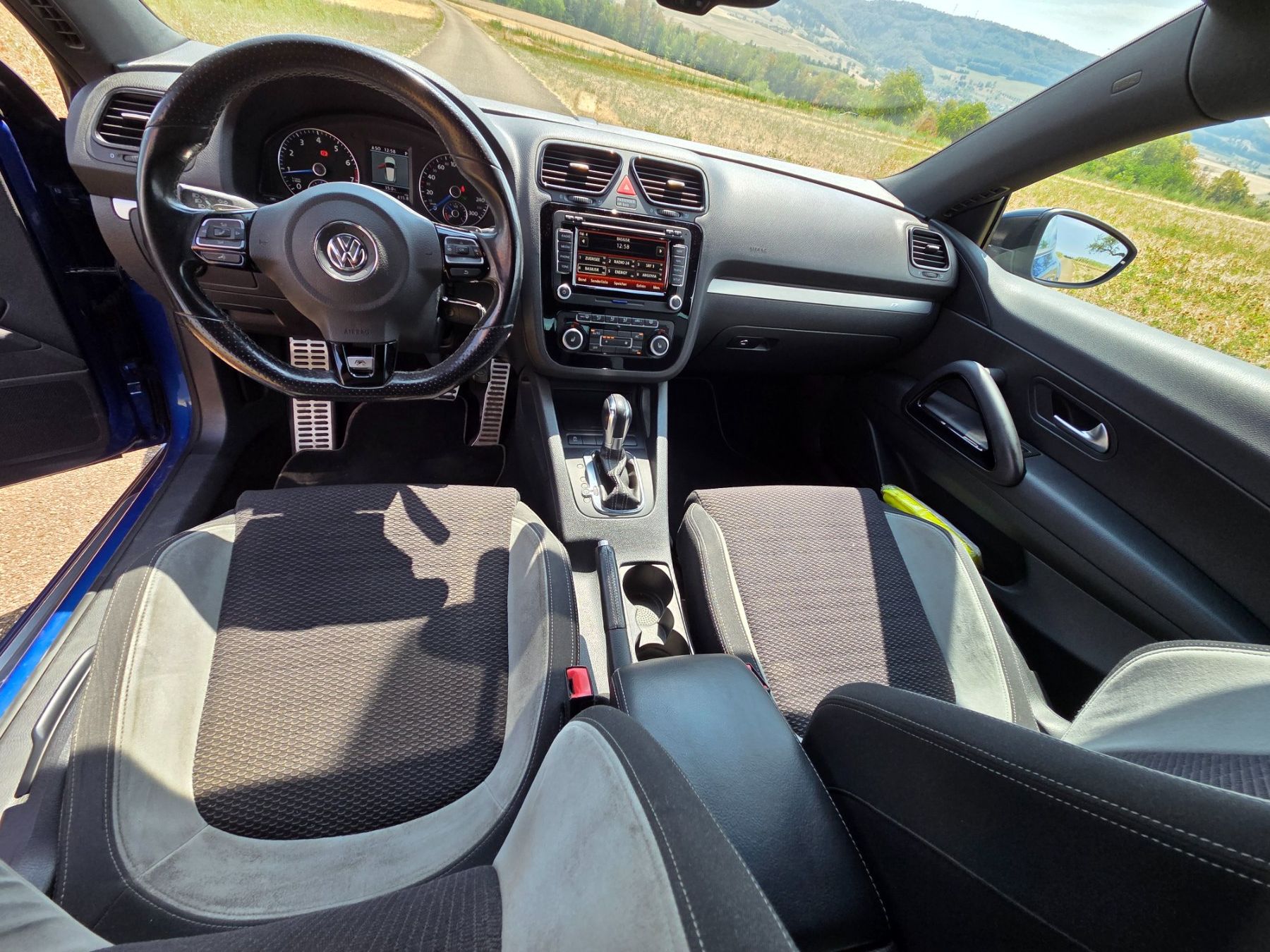 VW Automobili: VW Scirocco R DSG 2.0 Frisch ab MFK – Usato da Anwil venduto da ret_6j7k 5