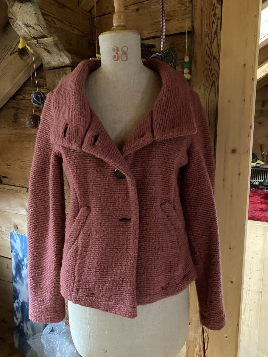 Taifun Vestes: Rosa Jacke Taifun – D'occasion à Bern par ha6_zm75 2