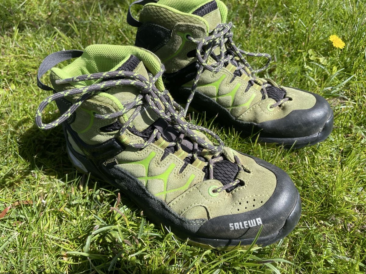 Salewa Scarpe da uomo: Salewa Wanderschuhe Gr. 36 – Usato da Schwyz venduto da Bergblume75