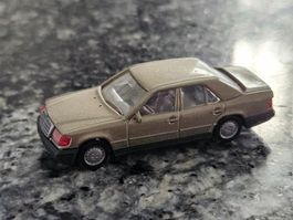 Wiking Mercedes 250E HO 1:87