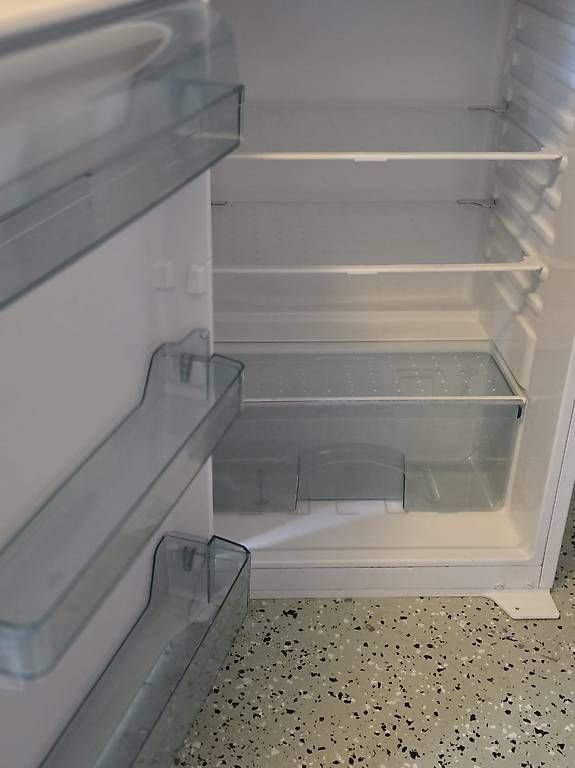 Frigoriferi: Kühlschrank – Usato da Reinach AG venduto da afr_tm9z 1
