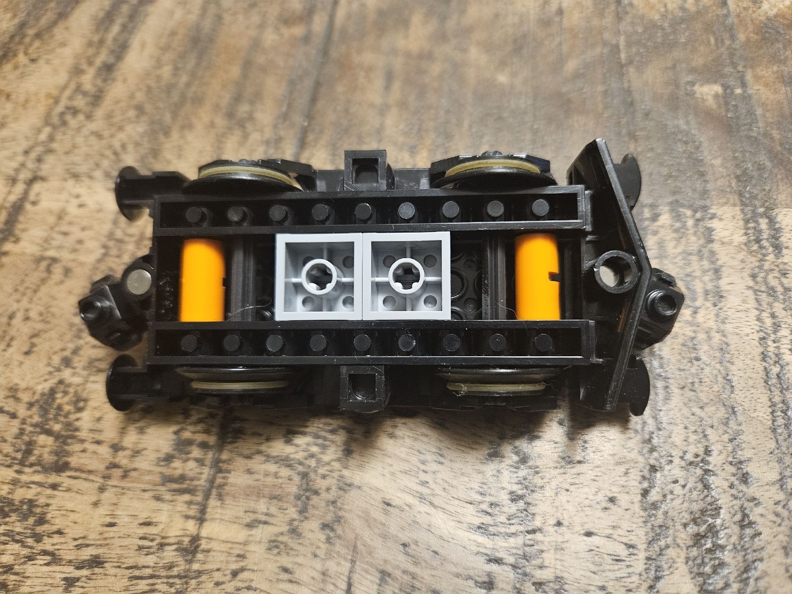 Lego Kit di costruzioni: lego pour Train 9V Chassis – Usato da Confignon venduto da Ecrofigs 2