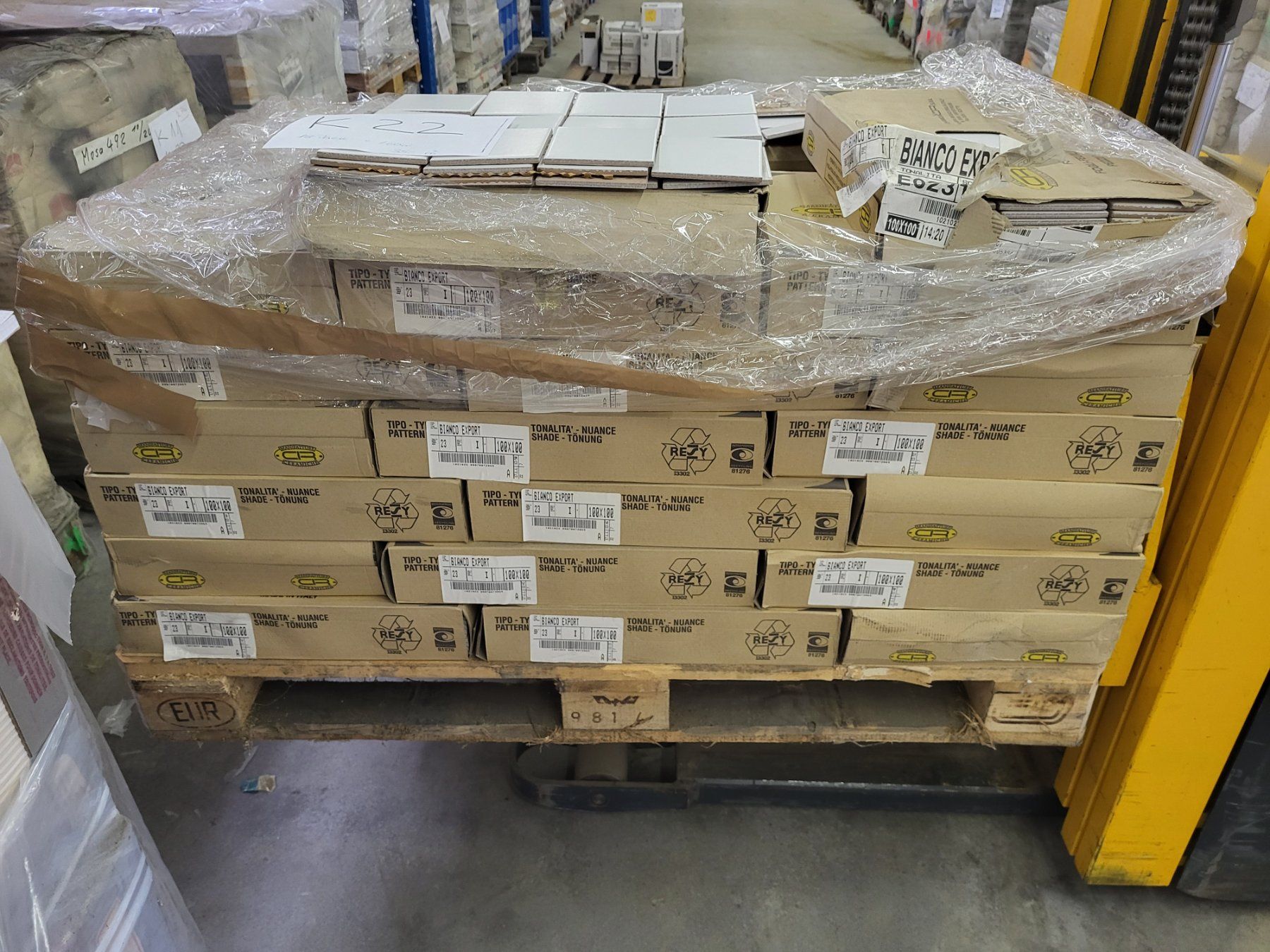 Rivestimenti per pavimenti: Bianco Export Fliesen 10x10 cm – Nuovo e nell'imballaggio originale da Diessenhofen venduto da Osio 2
