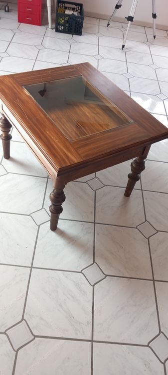 Tische: Holz-Couchtisch mit Glas, vintage Stil – Gebraucht aus Buttikon SZ von MH1976 6