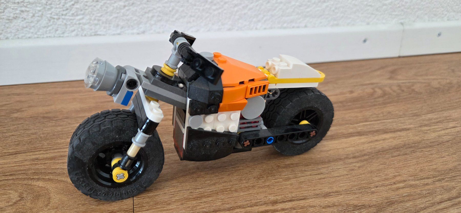Lego Kit di costruzioni: Lego Creator 31059 Strassenrennmaschine – Usato da Hägendorf venduto da Hedi3