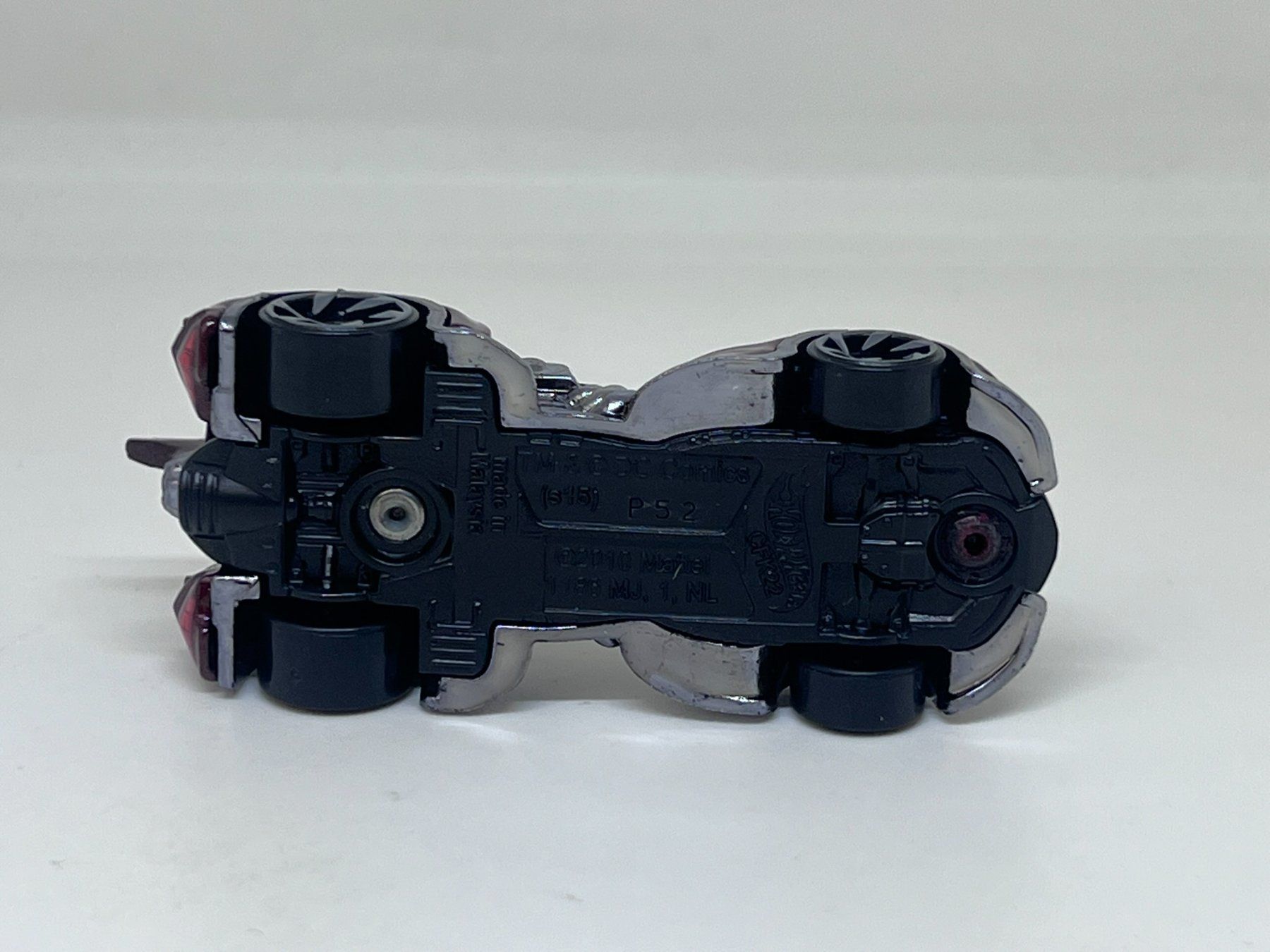 Hot Wheels Modellautos: Hot Wheels Arkham Asylum Batmobile #7 – Gebraucht aus Wildegg von LaaBoutique 3