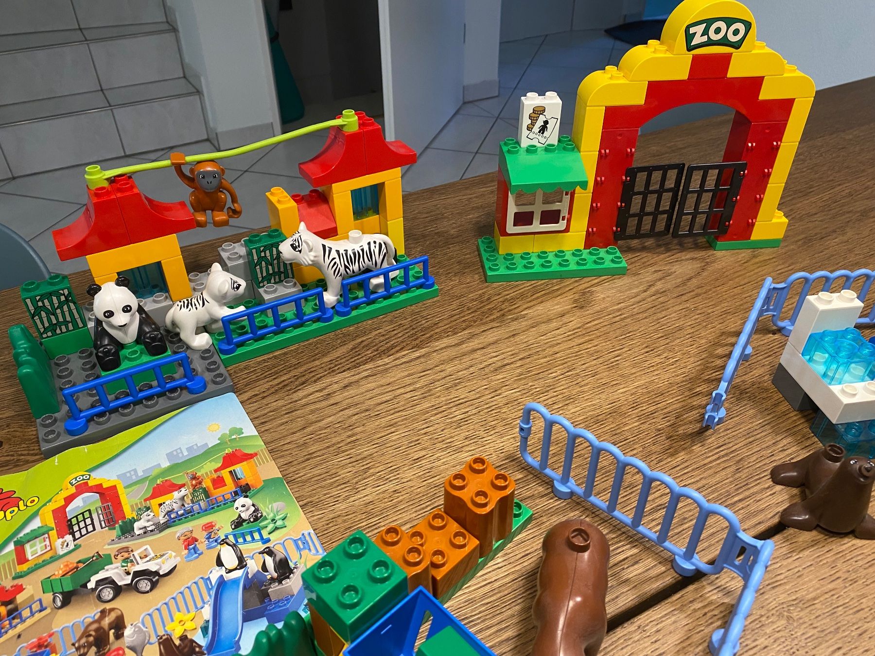Lego Giocattoli: LEGO Duplo Grosser Stadtzoo 6157 – Usato da Niederweningen venduto da ronboni 5