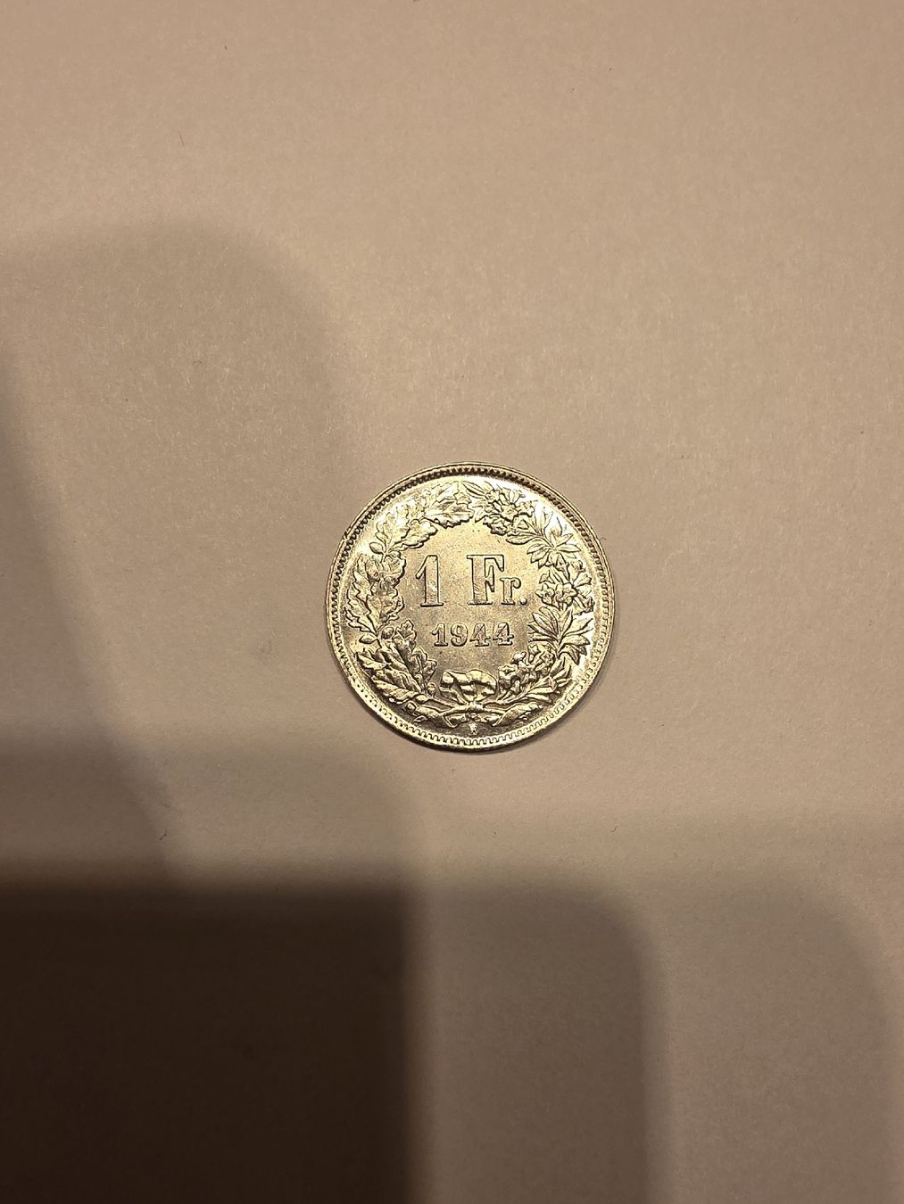Tutti le monete: pièce 1chf 1944 VZ – Nuovo (secondo la descrizione) da Fribourg venduto da yan_z5fr