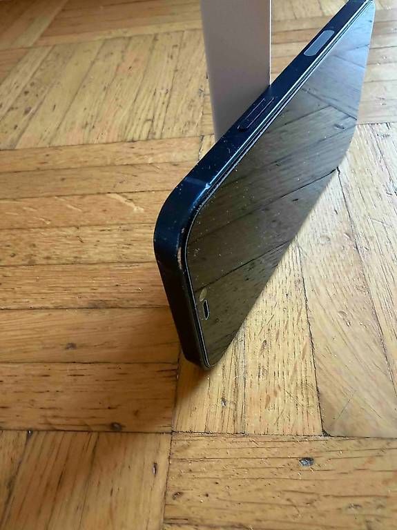 Portables: iPhone 12 blau 64GB – D'occasion à Eglisau par morningstar1 2