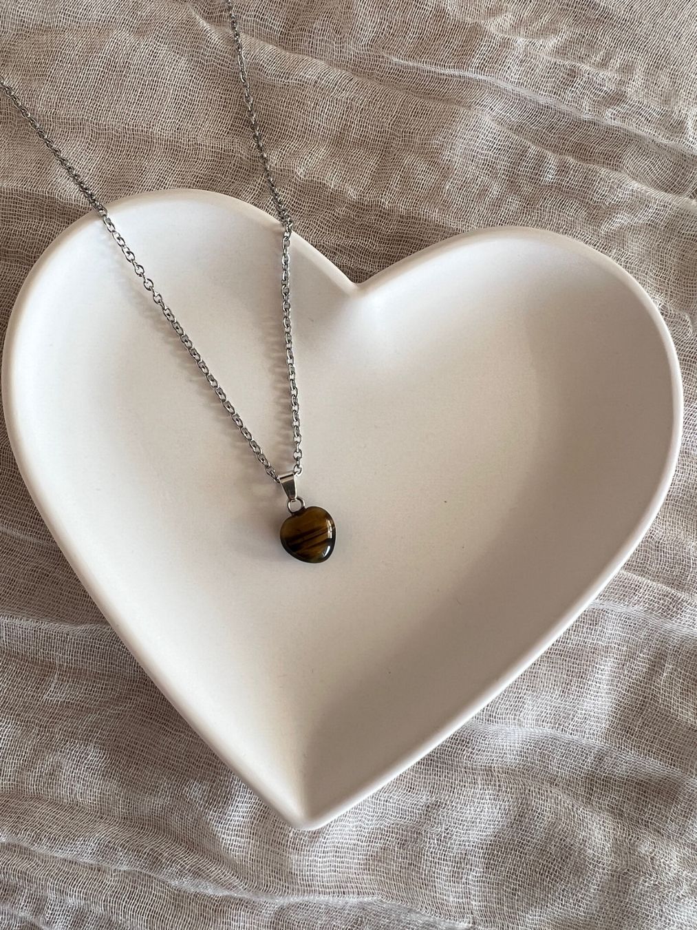 Ciondoli: Pendentif coeur mini en oeil de tigre – Nuovo e nell'imballaggio originale da Pully venduto da sunaddict 2