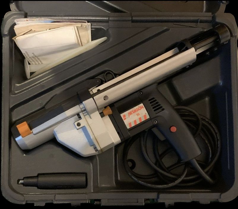 Alle Werkzeuge: Doppel Kartuschenpresse Applikationspistole – Gebraucht aus flamatt von mmkarton
