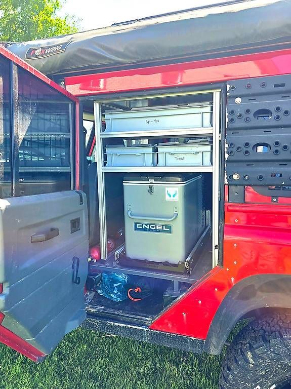 Land Rover Automobili: Land Rover Defender 110Tdi rot – Usato da Wald AR venduto da himmel1 4