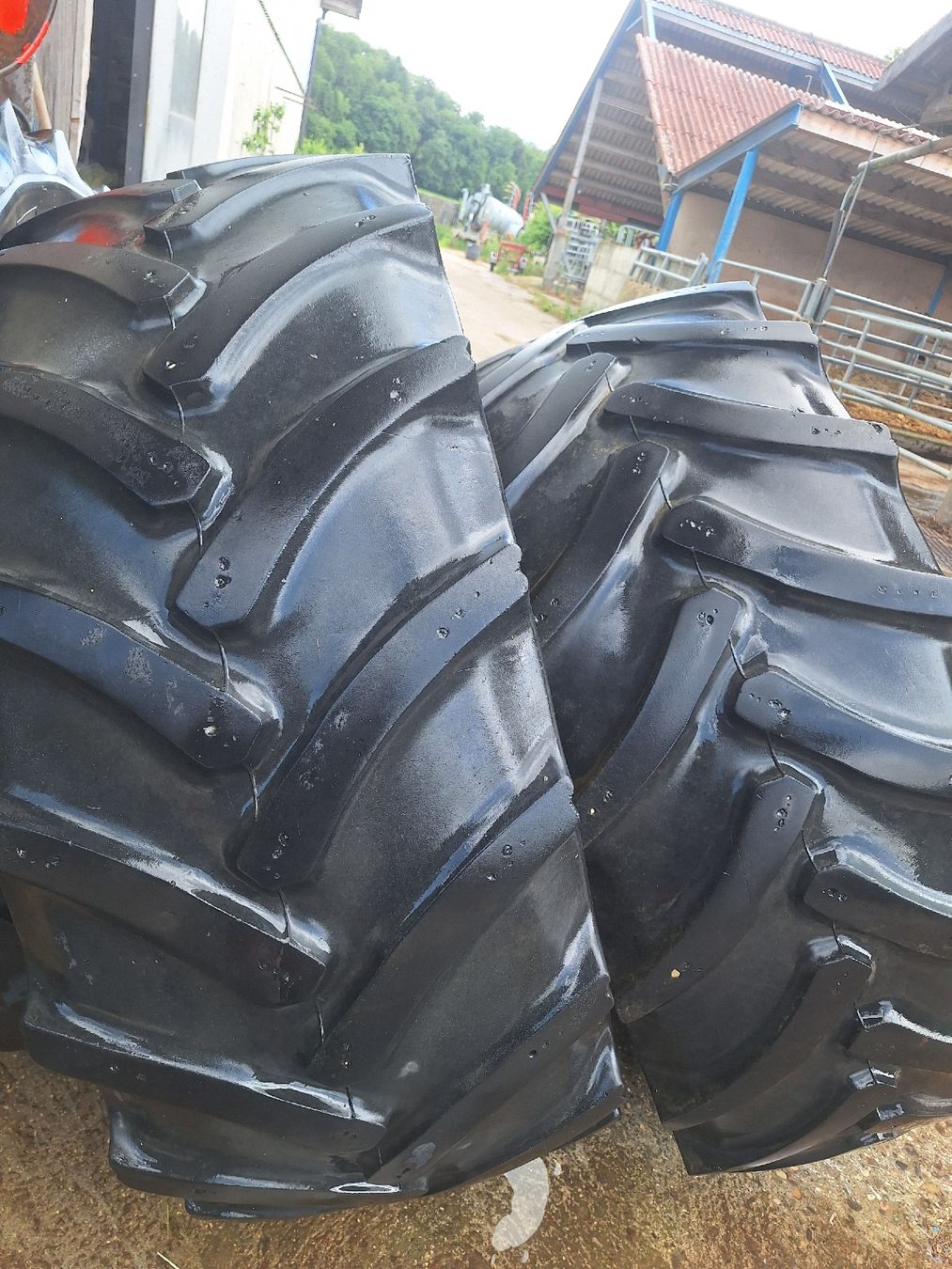 John Deere Pneus & Kompletträder: John Deere Räder – Gebraucht aus kestenholz von nebtun01 1