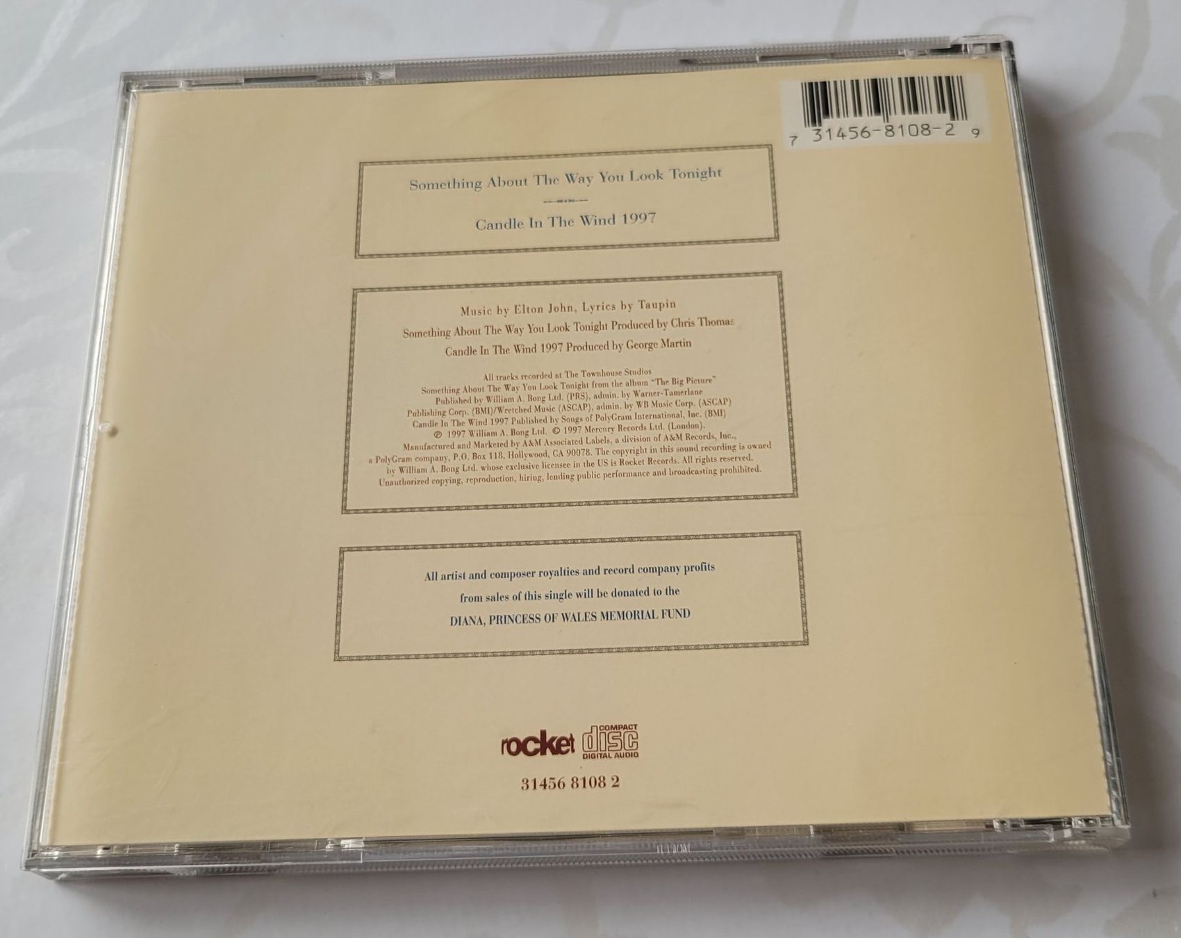 CDs: CD Elton John - Candle in the wind 1997/ Something about... – Gebraucht aus Zürich von fourpaws 1