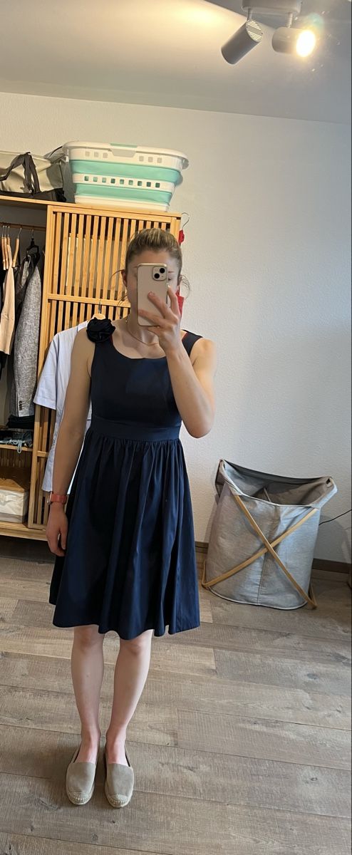Vestiti: Elegantes dunkelblaues Kleid Gr. 34 – Nuovo (secondo la descrizione) da Winterthur venduto da ale_2z22 2