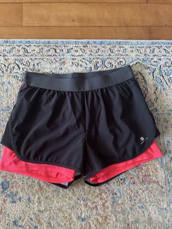 Kurze Sporthose 149-159 cm