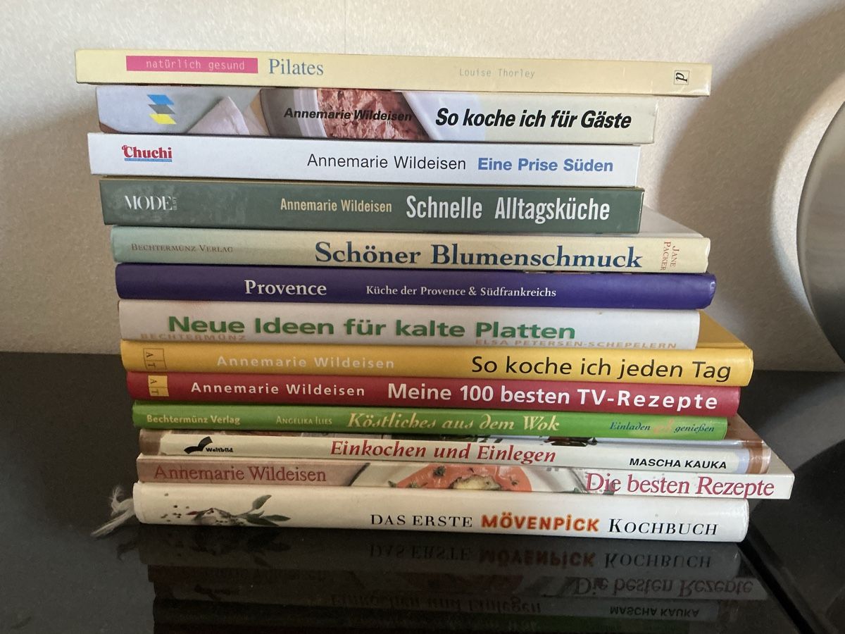 Libri: Livres  – Usato da Genève venduto da Vmetraux