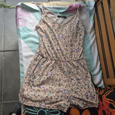 Sommerjumpsuit Blumenmuster  Grösse XS