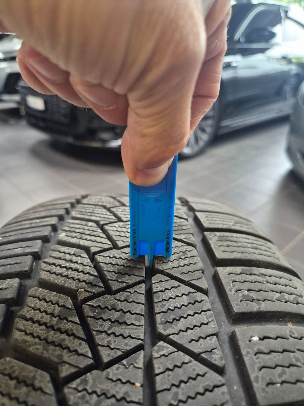 Audi Pneumatici & Ruote complete: Winterräder 19" Audi RSQ3 – Usato da Winterthur venduto da WEWi-Ersatzteile 3