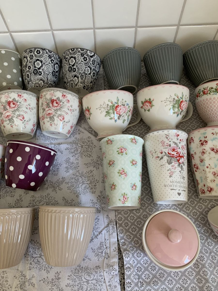 Greengate Set di piatti: Grosse Greengate Sammlung Tassen, Cups Schalen usw. – Usato da Ellikon an der Thur venduto da Bali1999 4